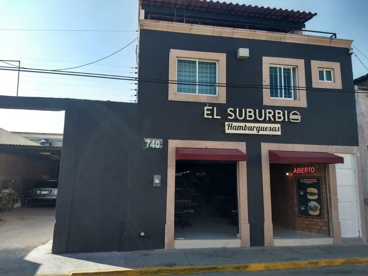 El Suburbio - Morelos Sur มอเรเลีย ภายนอก รูปภาพ